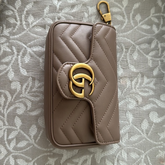 Mini Gucci bag, worn once. - Picture 2 of 4